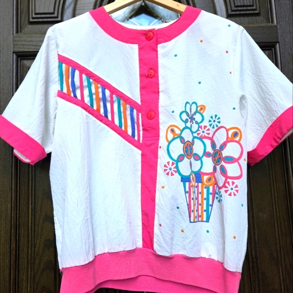 Teddi Tops - Teddi  White and Pink Floral Button Down Shirt VINTAGE SIZE M